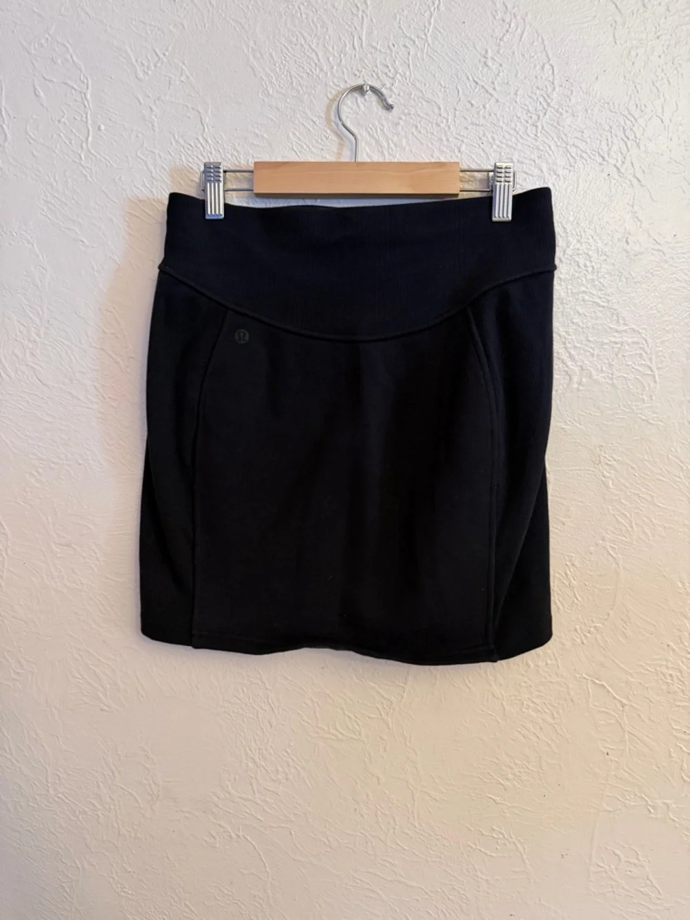 lululemon athletica Black High-Rise Mini Skirt